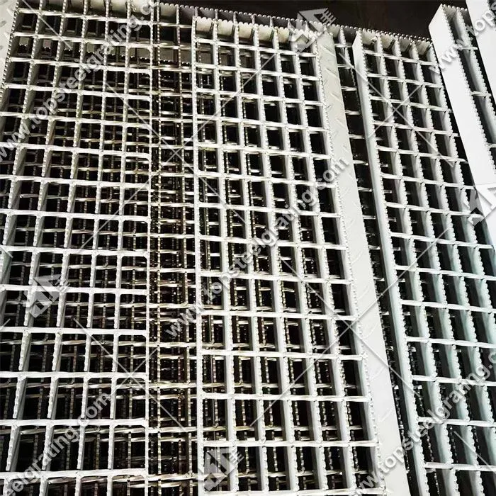 Serrated Metal Grating